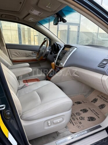 Lexus RX 330-11