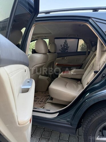 Lexus RX 330-12