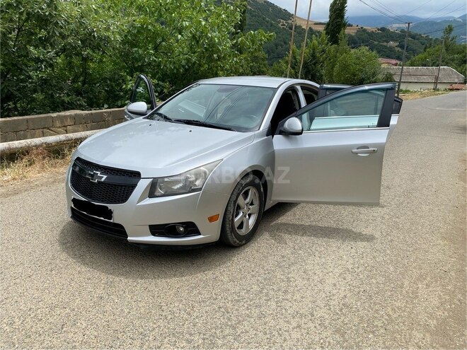 Chevrolet Cruze 2013, 187,000 km - 1.4 л - Yardımlı