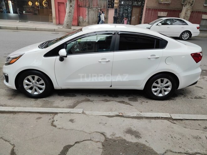 Kia Rio 2016, 300,852 km - 1.6 l - Bakı