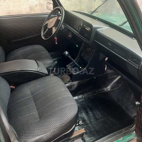 LADA (VAZ) 2107 2005, 40,000 km - 1.6 l - Yevlax