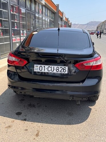 Ford Focus 2013, 243,425 km - 2.0 л - Bakı