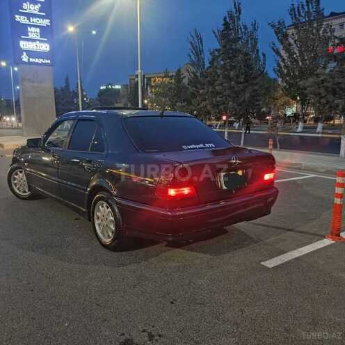 Mercedes C 200 1998, 298,000 km - 2.0 l - Sumqayıt
