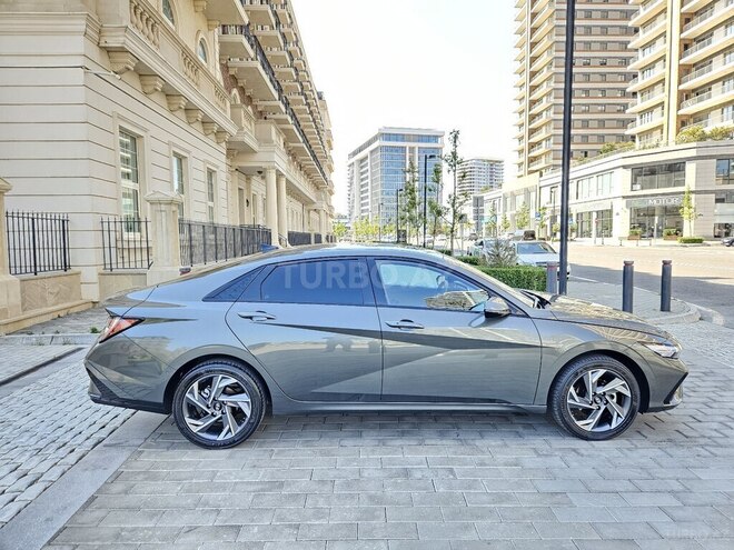 Hyundai Elantra 2024, 13,000 km - 1.6 l - Bakı