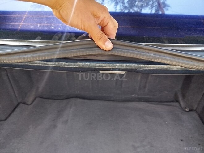 Mercedes E 320 2000, 299,900 km - 3.2 l - Bakı