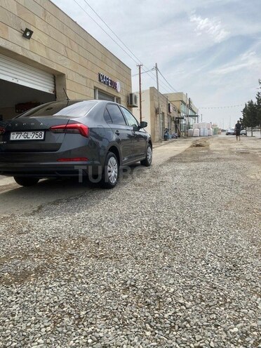 Skoda Rapid 2021, 38,000 km - 1.6 l - Bakı