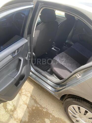 Skoda Rapid 2021, 38,000 km - 1.6 l - Bakı
