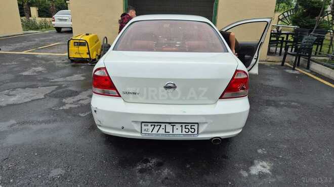 Nissan Sunny 2012, 331,000 km - 1.6 л - Qəbələ