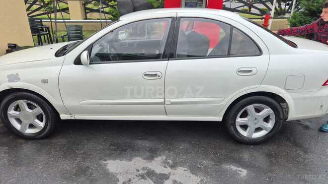 Nissan Sunny 2012, 331,000 km - 1.6 л - Qəbələ