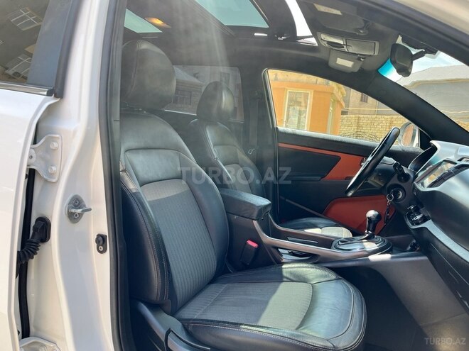 Kia Sportage 2012, 136,000 km - 2.0 l - Bakı