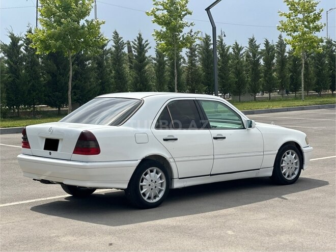 Mercedes C 230 1998, 383,000 km - 2.3 л - Salyan