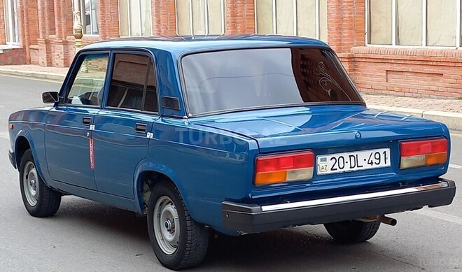 LADA (VAZ) 2107 2009, 90,000 km - 1.6 л - Gəncə