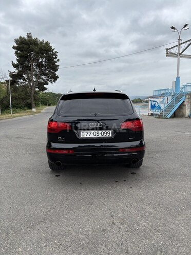 Audi Q7 2006, 265,000 km - 4.2 l - Quba