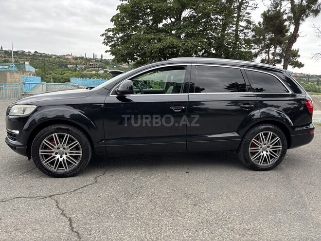 Audi Q7 2006, 265,000 km - 4.2 l - Quba