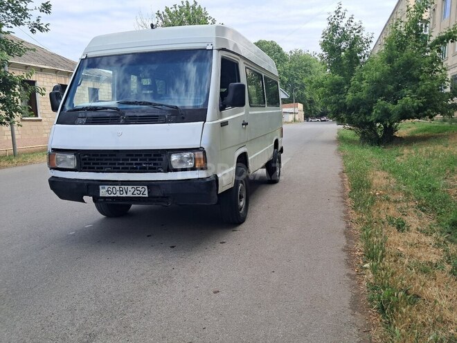 Mercedes 100 1992, 432,000 km - 2.5 л - Qazax