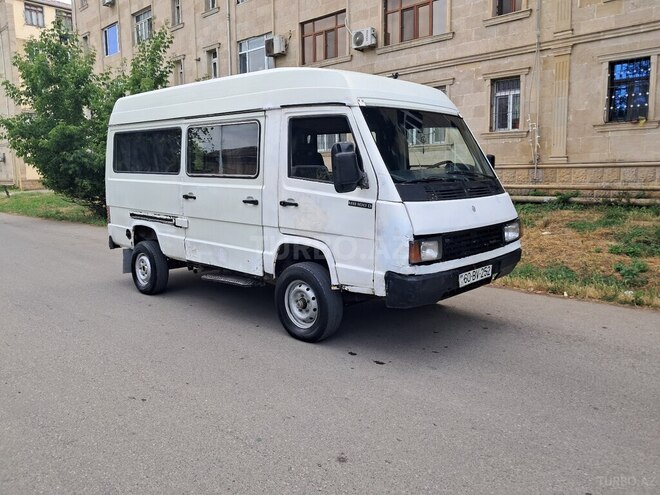 Mercedes 100 1992, 432,000 km - 2.5 л - Qazax