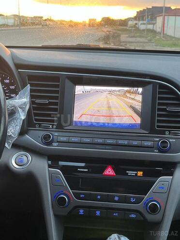 Hyundai Elantra 2017, 124,290 km - 2.0 l - Bakı