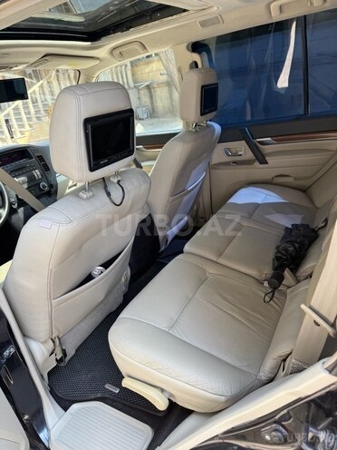 Mitsubishi Pajero 2007, 130,000 km - 3.0 l - Bakı
