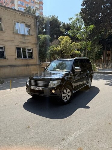 Mitsubishi Pajero 2007, 130,000 km - 3.0 l - Bakı