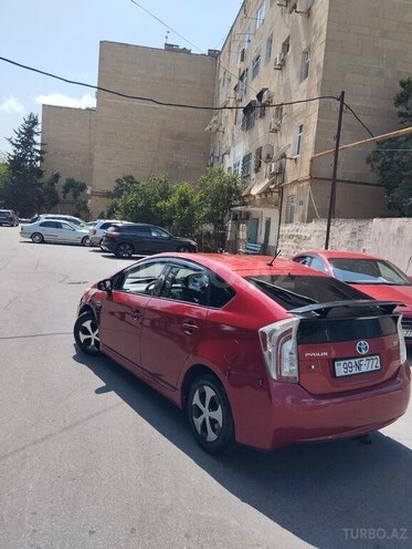 Toyota Prius-6