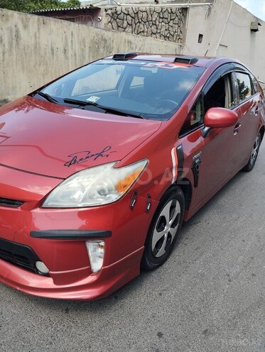 Toyota Prius-15