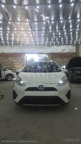 Toyota Aqua 2018, 165,000 km - 1.5 l - Bakı