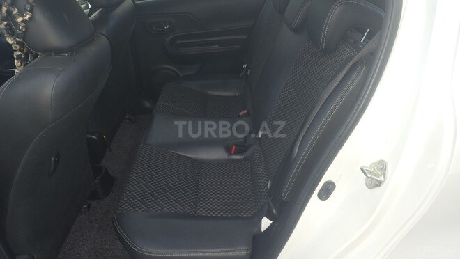 Toyota Aqua 2018, 165,000 km - 1.5 l - Bakı