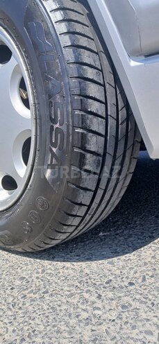 Mercedes E 220 1994, 295,632 km - 2.2 л - Sumqayıt