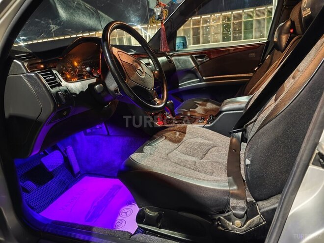 Mercedes E 230 1997, 317,128 km - 2.3 l - Bakı