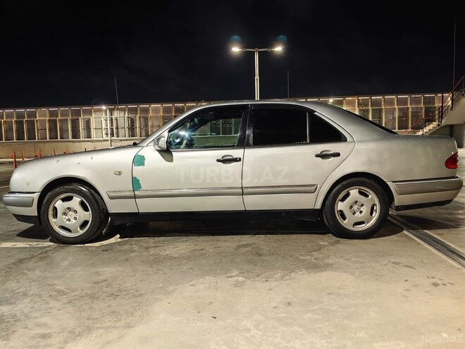 Mercedes E 230 1997, 317,128 km - 2.3 l - Bakı