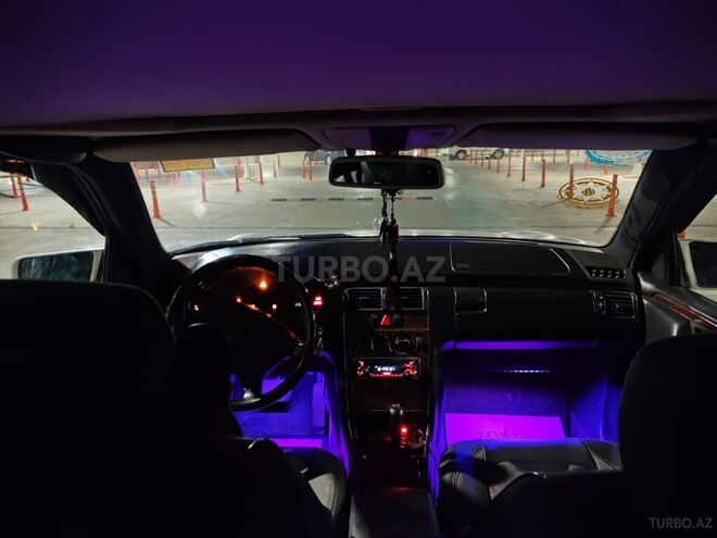 Mercedes E 230 1997, 317,128 km - 2.3 l - Bakı