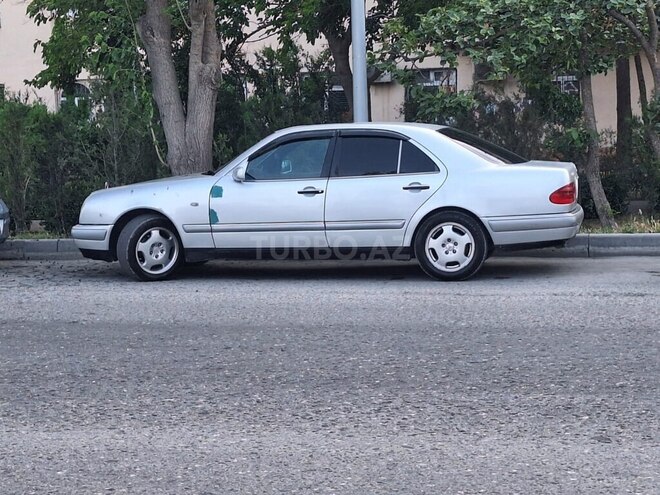 Mercedes E 230 1997, 317,128 km - 2.3 l - Bakı