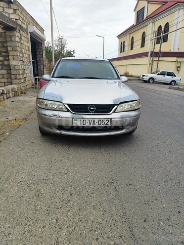 Opel Vectra 2000, 540,000 km - 1.8 l - Siyəzən