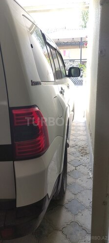 Mitsubishi Pajero 2007, 278,800 km - 3.0 л - Bakı