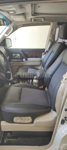 Mitsubishi Pajero 2007, 278,800 km - 3.0 л - Bakı