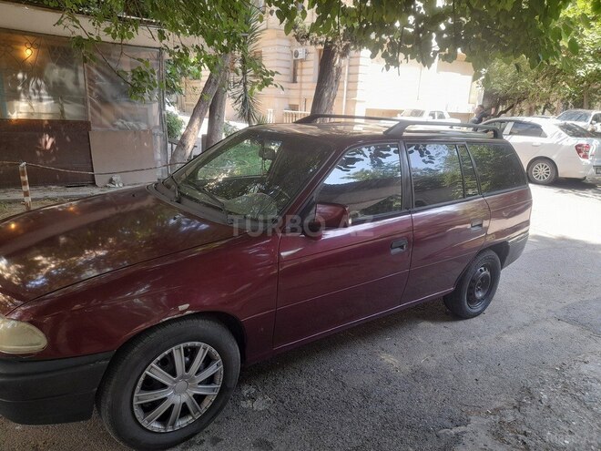 Opel Astra 1993, 617,261 km - 1.6 l - Bakı