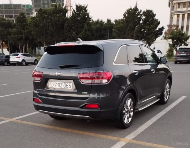 Kia Sorento-2