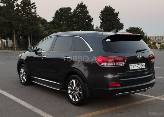 Kia Sorento-3
