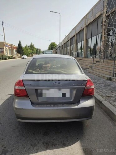 Chevrolet Aveo-2