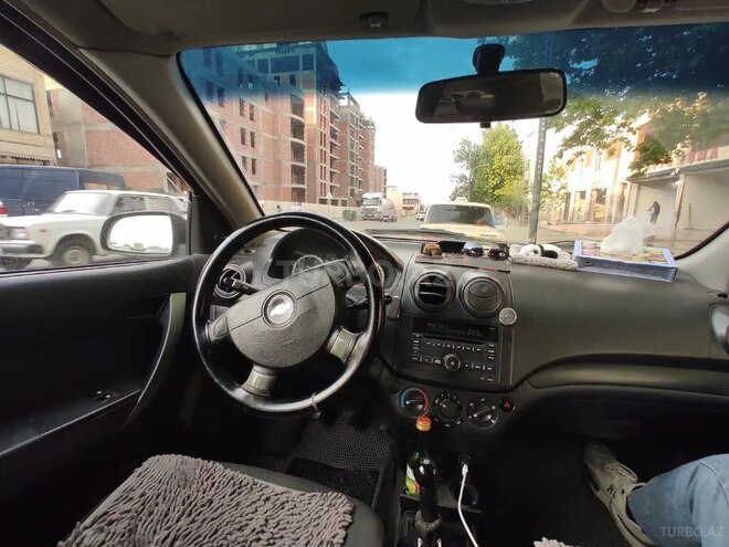 Chevrolet Aveo-3