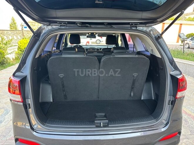 Kia Sorento-12