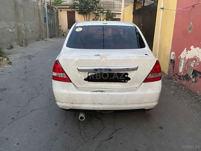 Nissan Tiida 2006, 273,495 km - 1.6 l - Bakı