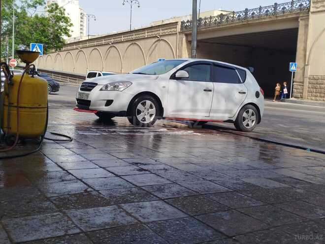 Kia Ceed 2009, 228,000 km - 1.6 л - Bakı