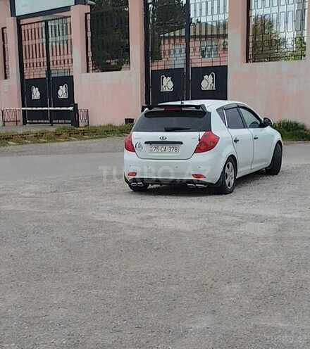 Kia Ceed 2009, 228,000 km - 1.6 л - Bakı