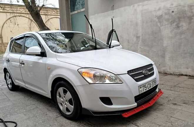 Kia Ceed 2009, 228,000 km - 1.6 л - Bakı
