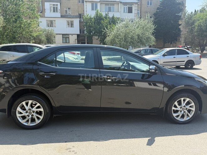Toyota Corolla 2017, 125,000 km - 1.6 l - Bakı