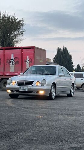 Mercedes E 240 2000, 230,000 km - 2.6 l - Bakı