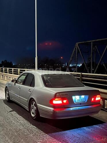 Mercedes E 240 2000, 230,000 km - 2.6 l - Bakı
