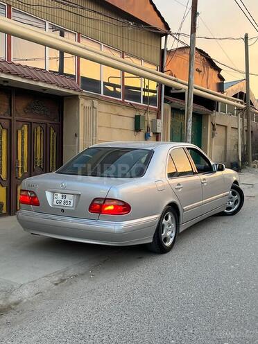 Mercedes E 240 2000, 230,000 km - 2.6 l - Bakı