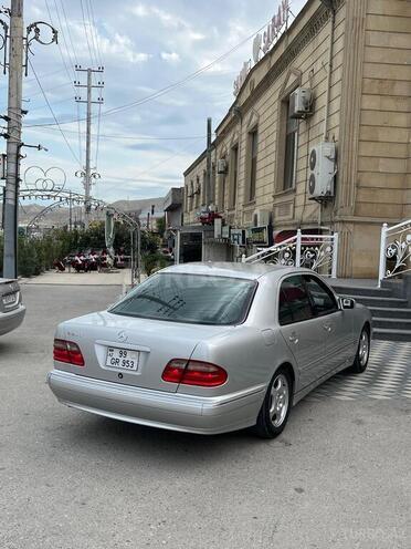 Mercedes E 240 2000, 230,000 km - 2.6 l - Bakı
